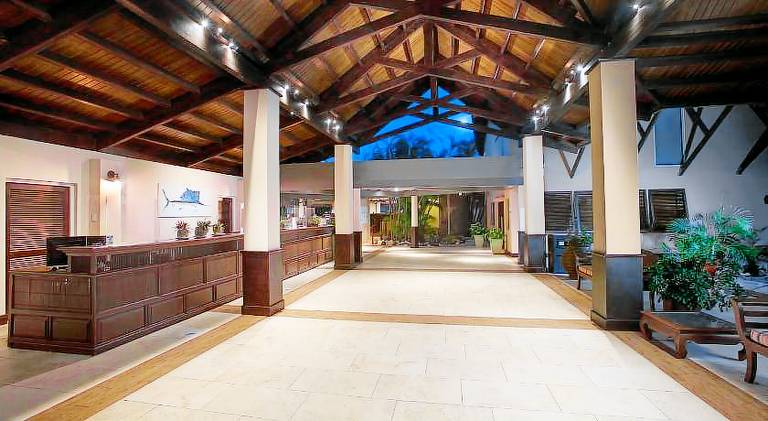 Manchebo Beach Resort and Spa — photo 3