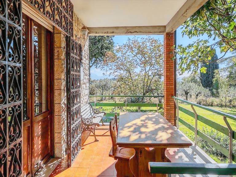 Villa with patio, barbecue & yard | Dogs allowed — photo 5
