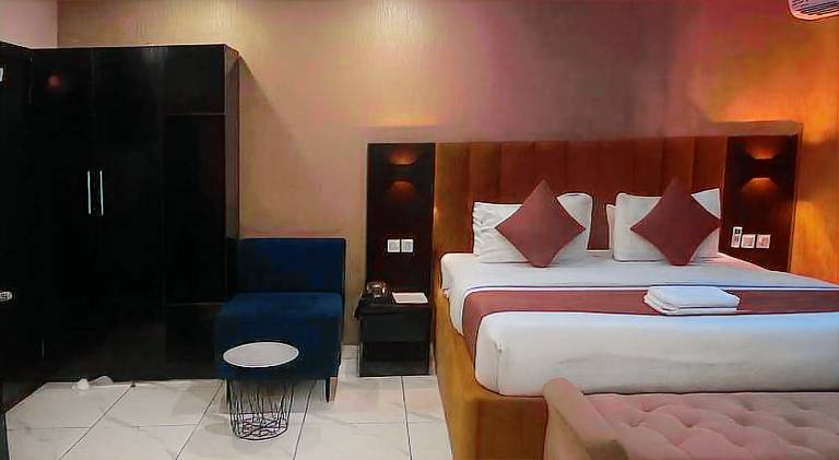 NO 95 SUITES VI in Lagos