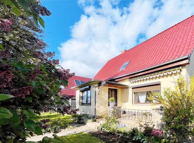 House Samtens