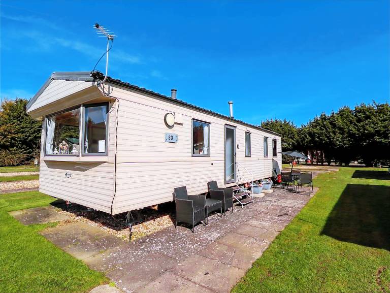 Family-friendly pleasant cottage with garden | Pet-friendly in Skegness