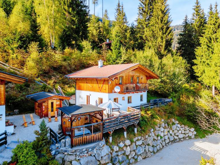Chalet with terrace & sauna in Salzburg