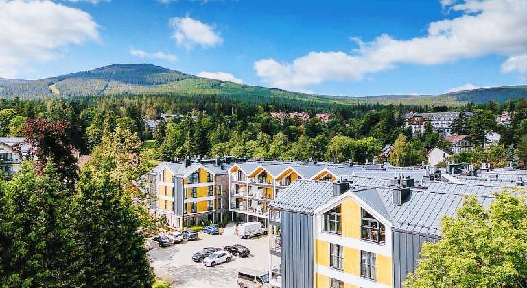 Serviced apartment with hot tub & sauna in Szklarska Poreba