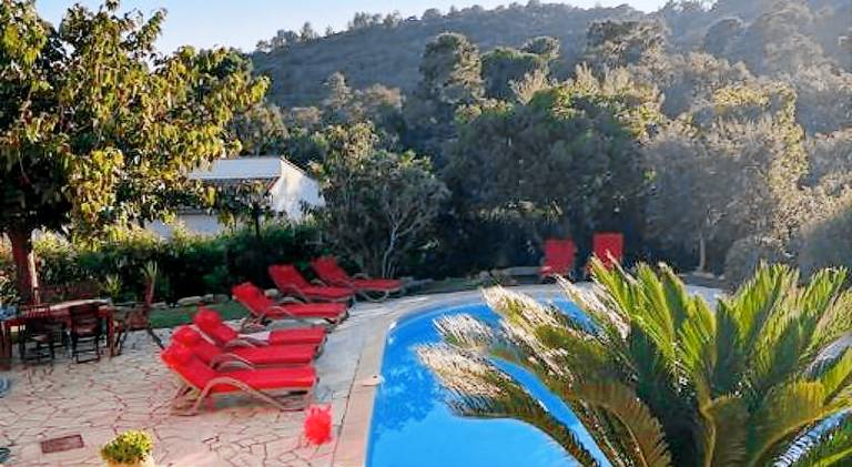 Villa with yard, patio & barbeque — photo 3