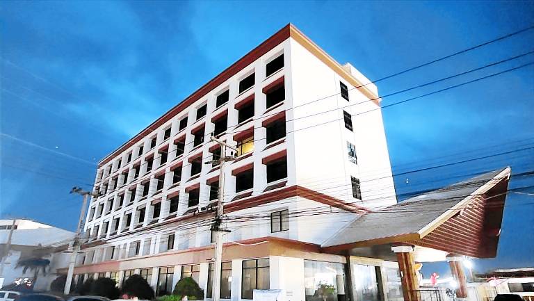 Grand Phranakhon Hotel