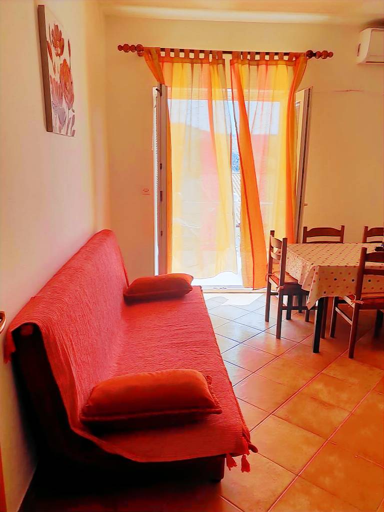 Fully equipped beautiful rental apartment with terrace, garden & grill | Sea view | Dogs allowed — photo 3
