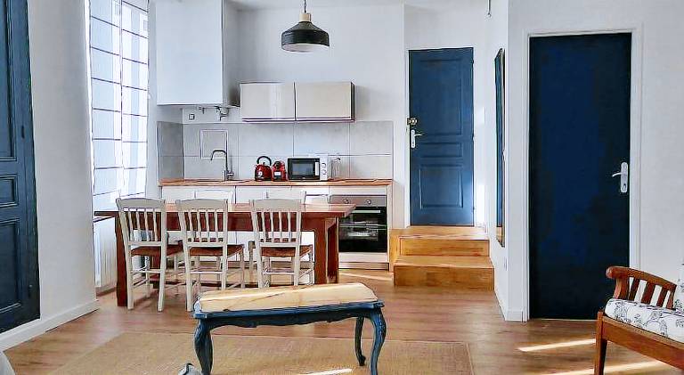 Pleasant apartment | Pets allowed in Oyonnax