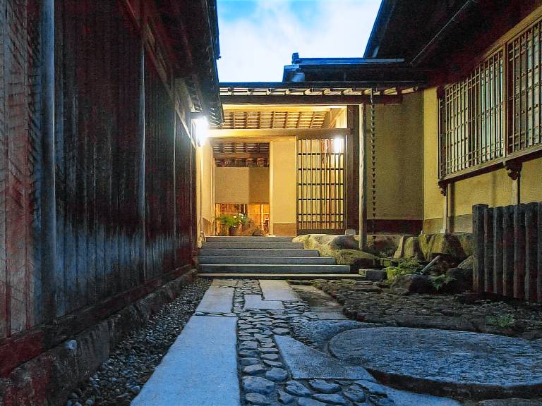 House 2 Furukawacho Suehirocho