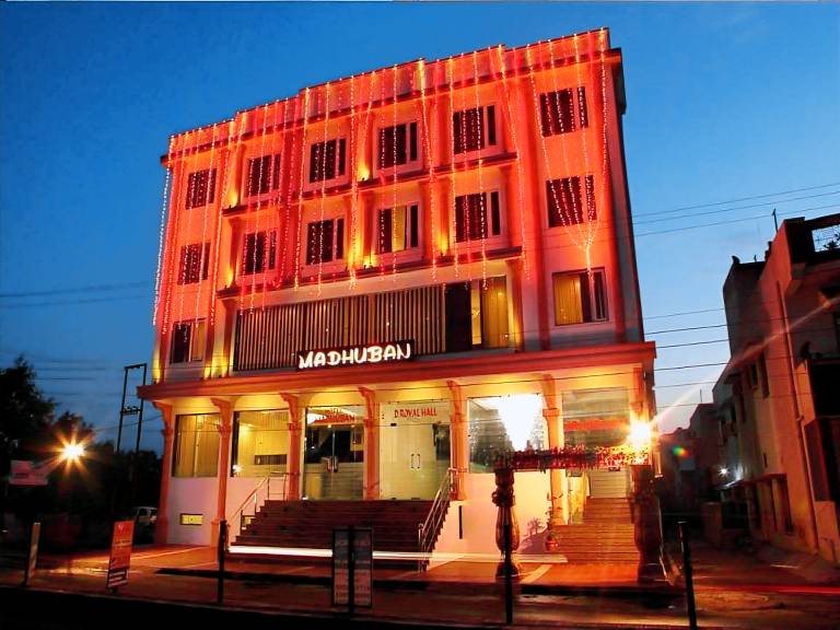 Hotel Madhuban