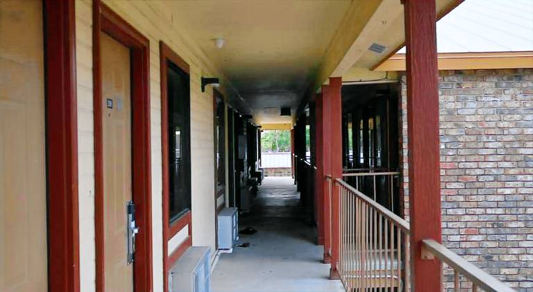 Coachway Inn — photo 3