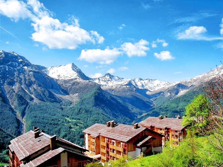 Studio with terrace | Mountain view | Ski nearby | Pet-friendly — photo 3