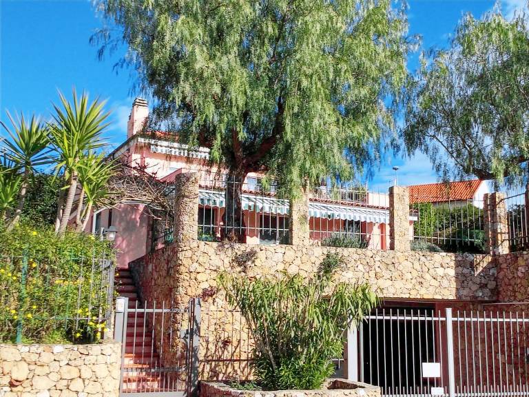 Ferienhaus mit Pool in Boissano, Ligurien für max. 8 Personen