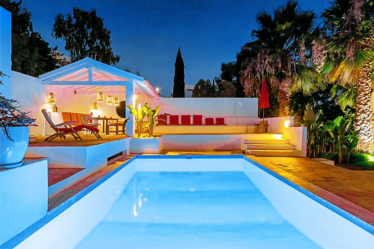 Ferienhaus mit Hund in Guia, Portugal fuer max. 12 Personen
