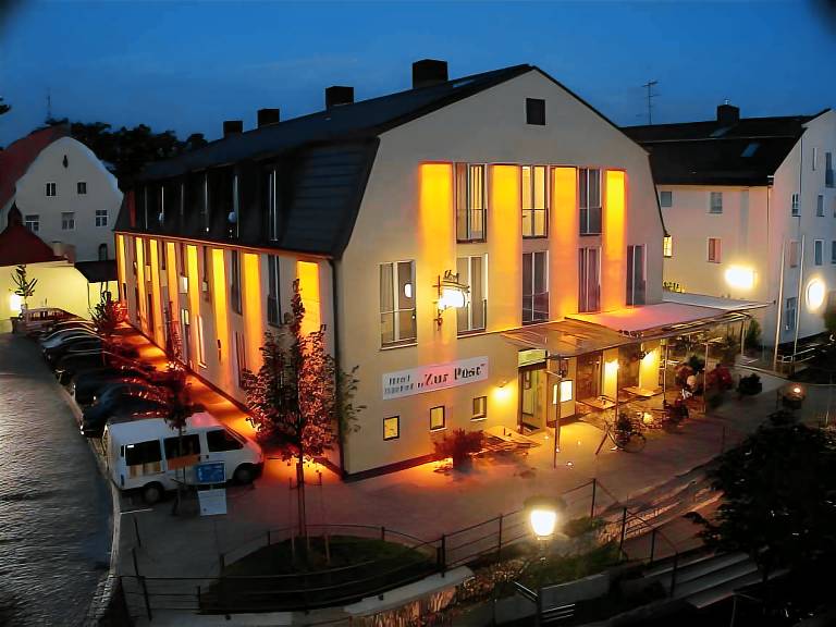 Hotel Zur Post in Garching