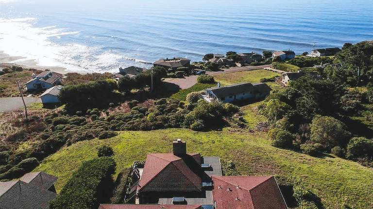 House Irish Beach