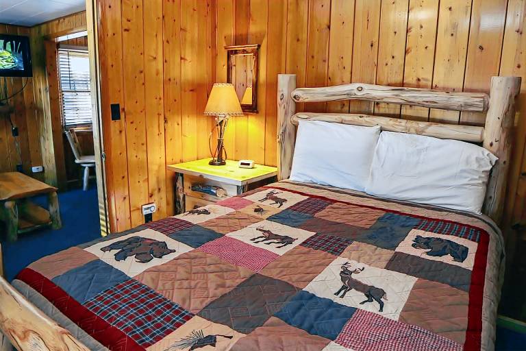 Family-friendly cabin | Pets allowed — photo 4