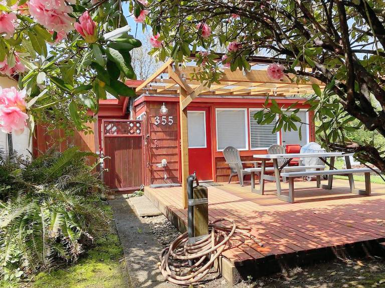House Nedonna Beach