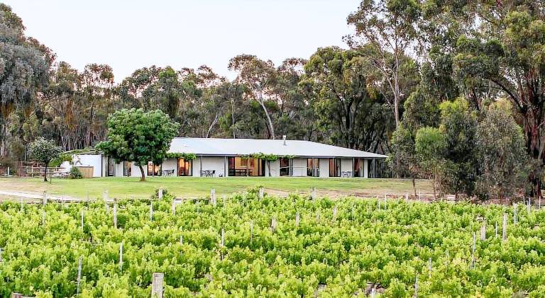 Solterra & Vine Estate Accommodation Bendigo