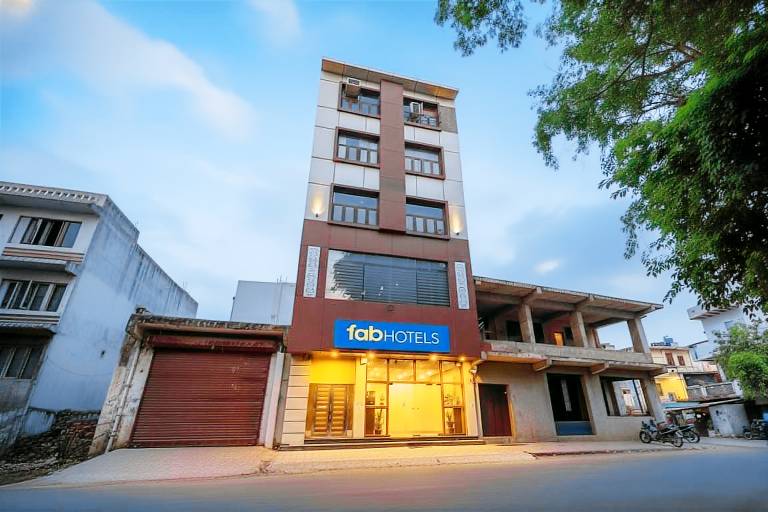 FabHotel Next Generation Nr Ciry Centre 2