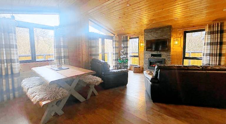 Balquhidder Braes Holiday Park Lodges, mostly with Hot Tubs and pet friendly, EV facilities — photo 5