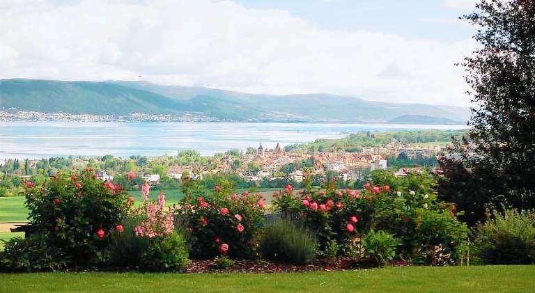 Lakeview Homestay Private Guest Rooms & Bathroom