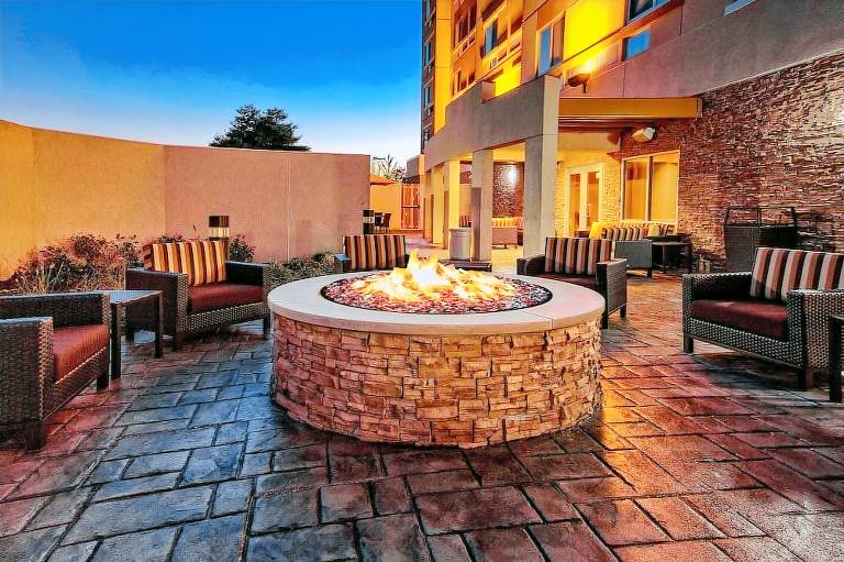 Courtyard Westbury Long Island