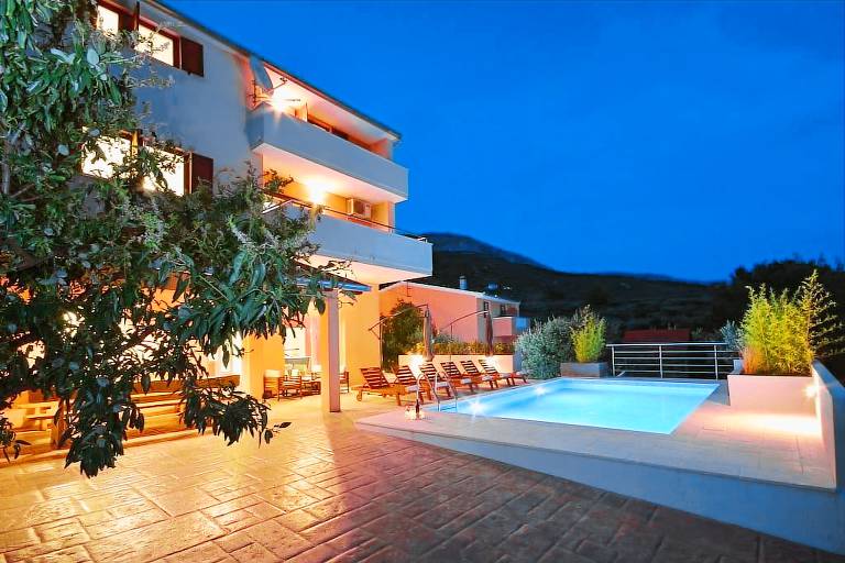 Villa Podstrana