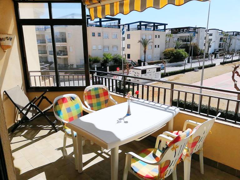 Family-oriented beautiful holiday apartment with terrace, pool & garden | Beach nearby | Dogs allowed — photo 3