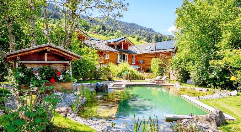 Lodge with garden, sauna & pool — photo 3