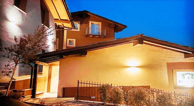 Apartment with patio & yard | Good for workation — photo 4