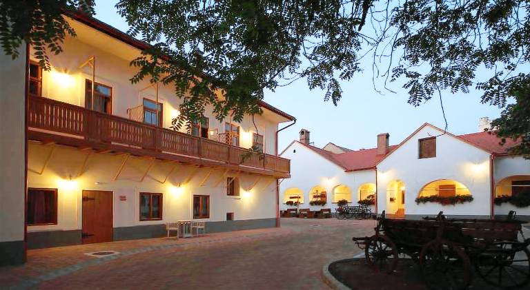 Regi Posta Hotel es Etterem — photo 3