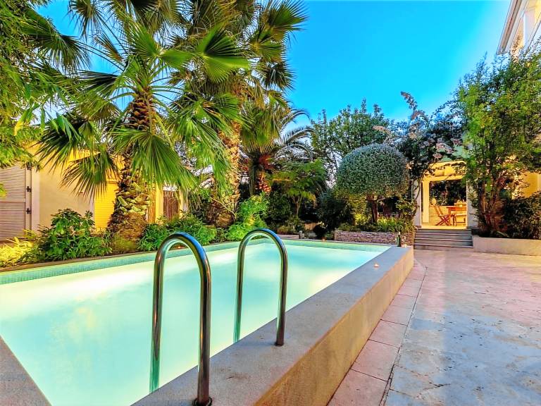 House with yard, BBQ & patio | Dogs allowed — photo 3