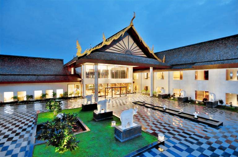 Radisson Blu Plaza Resort & Convention Centre Karjat