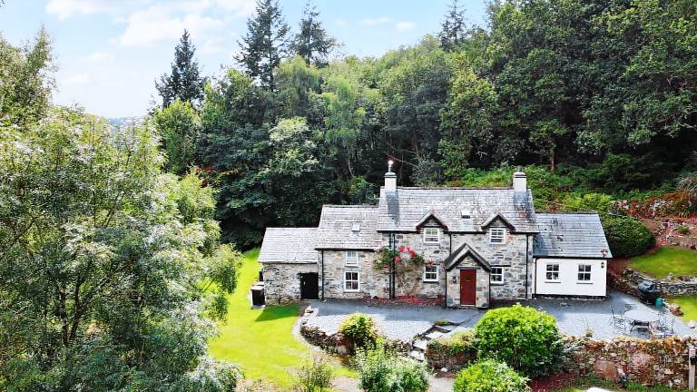 Family-friendly cottage with garden | Pets are welcome — photo 3