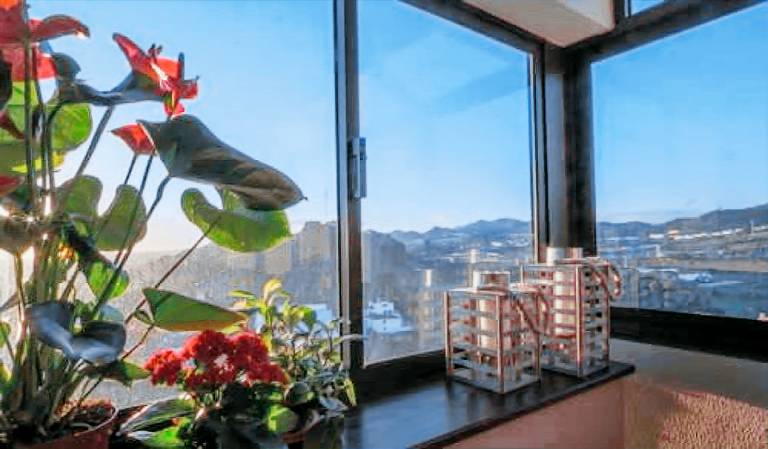 T1 P&oacute;pulo OceanView TopFloor w Terrace