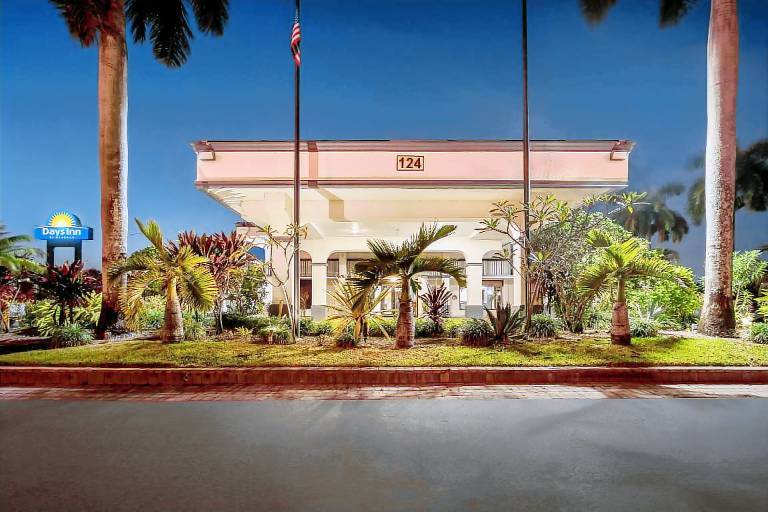 Days Inn by Wyndham Florida City — photo 4