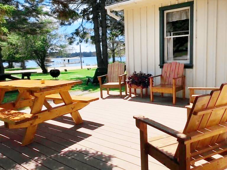 Cabin  Hessel