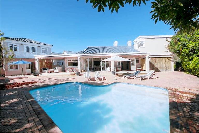 Bed and breakfast  Brenton-on-Sea