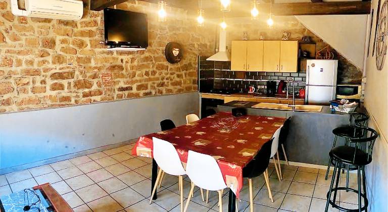 House with 2 rooms for 8 persons — photo 2