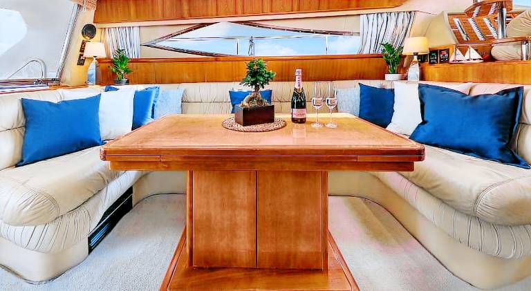 Boat with 2 rooms for 8 persons — photo 3