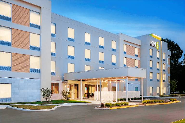 Home2 Suites by Hilton Virginia Beach Princess Anne — photo 2