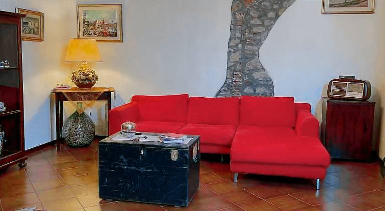 Apartment with 4 rooms for 7 persons in Montecatini Val di Cecina