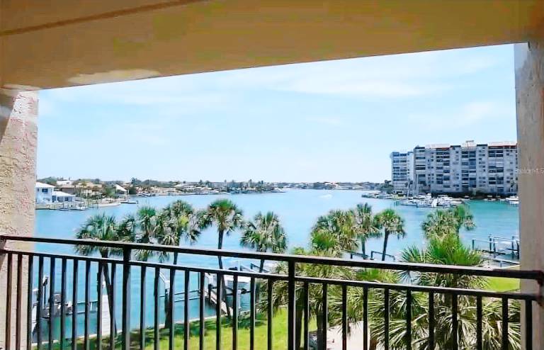 Condo  Saint Pete Beach