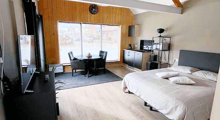 KIMZ Bed & Breakfast