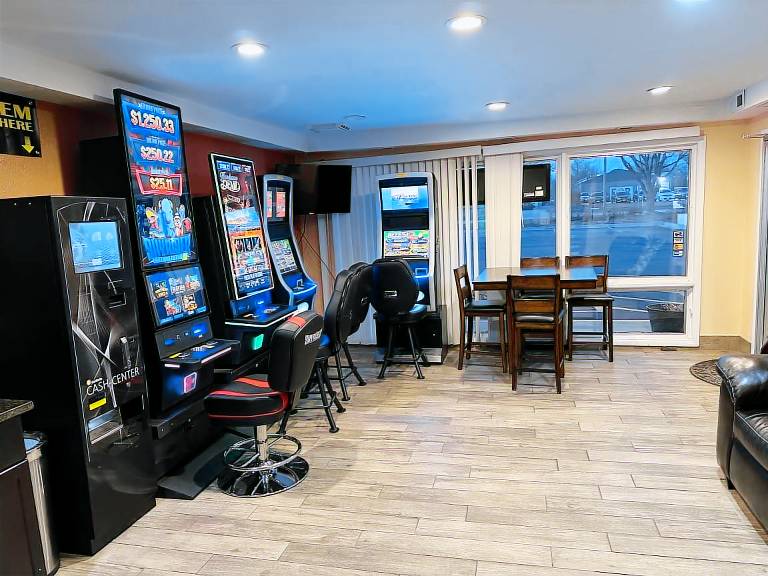 Stay Inn by OYO Near I 80 Lincoln West — photo 3