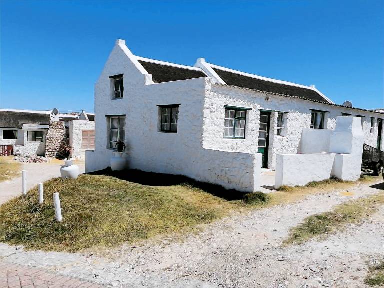 Malerisches Apartment mit 1 Schlafzimmer und Meerblick