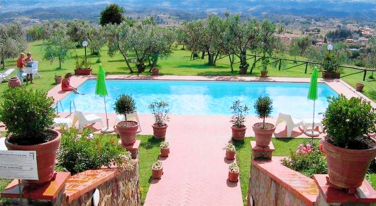 Apartment with garden, grill & private pool | Pet-friendly — photo 4