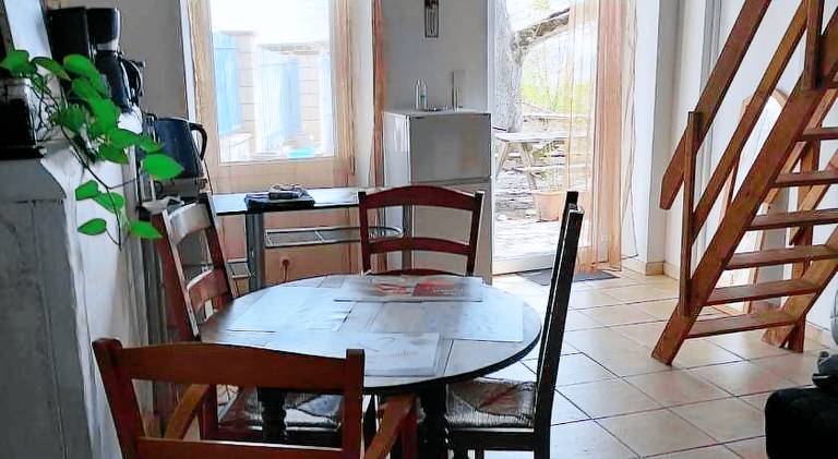 Studio Bellevue 3 rue du bourg a Montastruc 47380 entree independante — photo 5