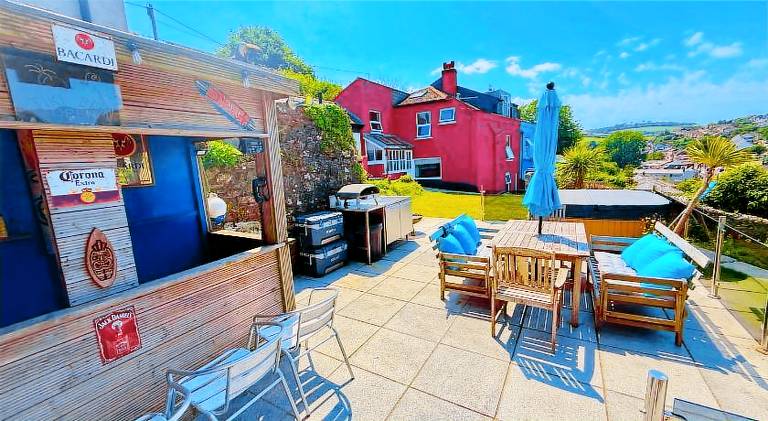 Vacation home with hot tub in Torpoint