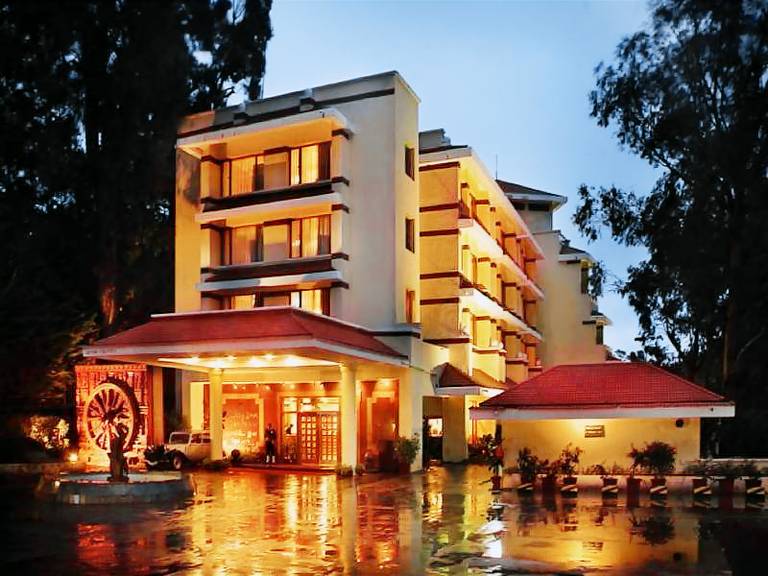 Hotel Gem Park Ooty